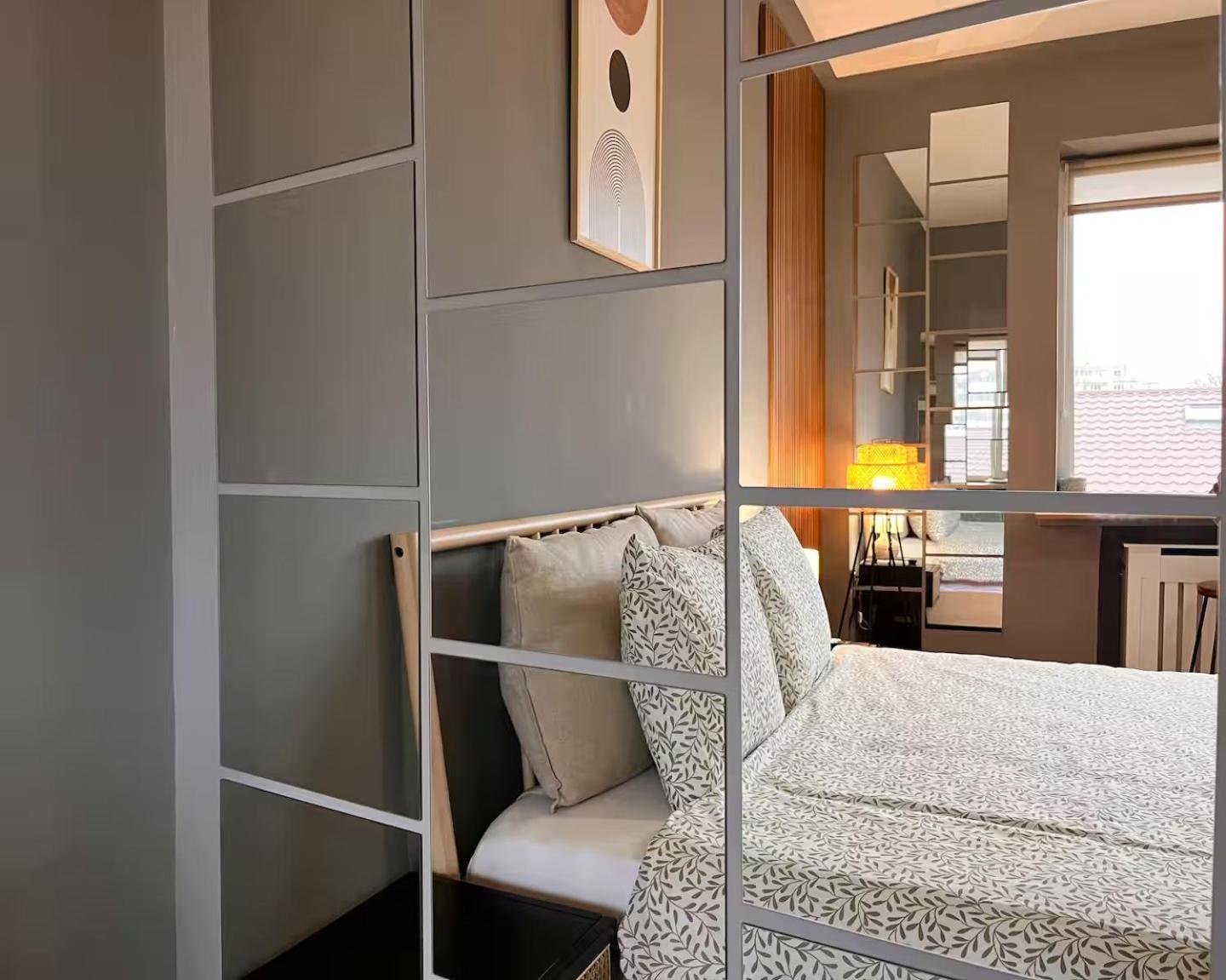 Woodie Studio With Premium Comfort By Piata Unirii بوخارست المظهر الخارجي الصورة